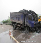 貨車超載致事故 4歲男孩當(dāng)場(chǎng)死亡