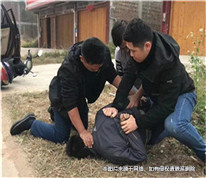 男子以威脅殺害女子母親為由，強迫女子與自己結(jié)婚