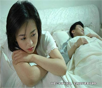 「上海離婚律師」離婚七個月后前夫得一女兒，女方起訴前夫主張精神損失費